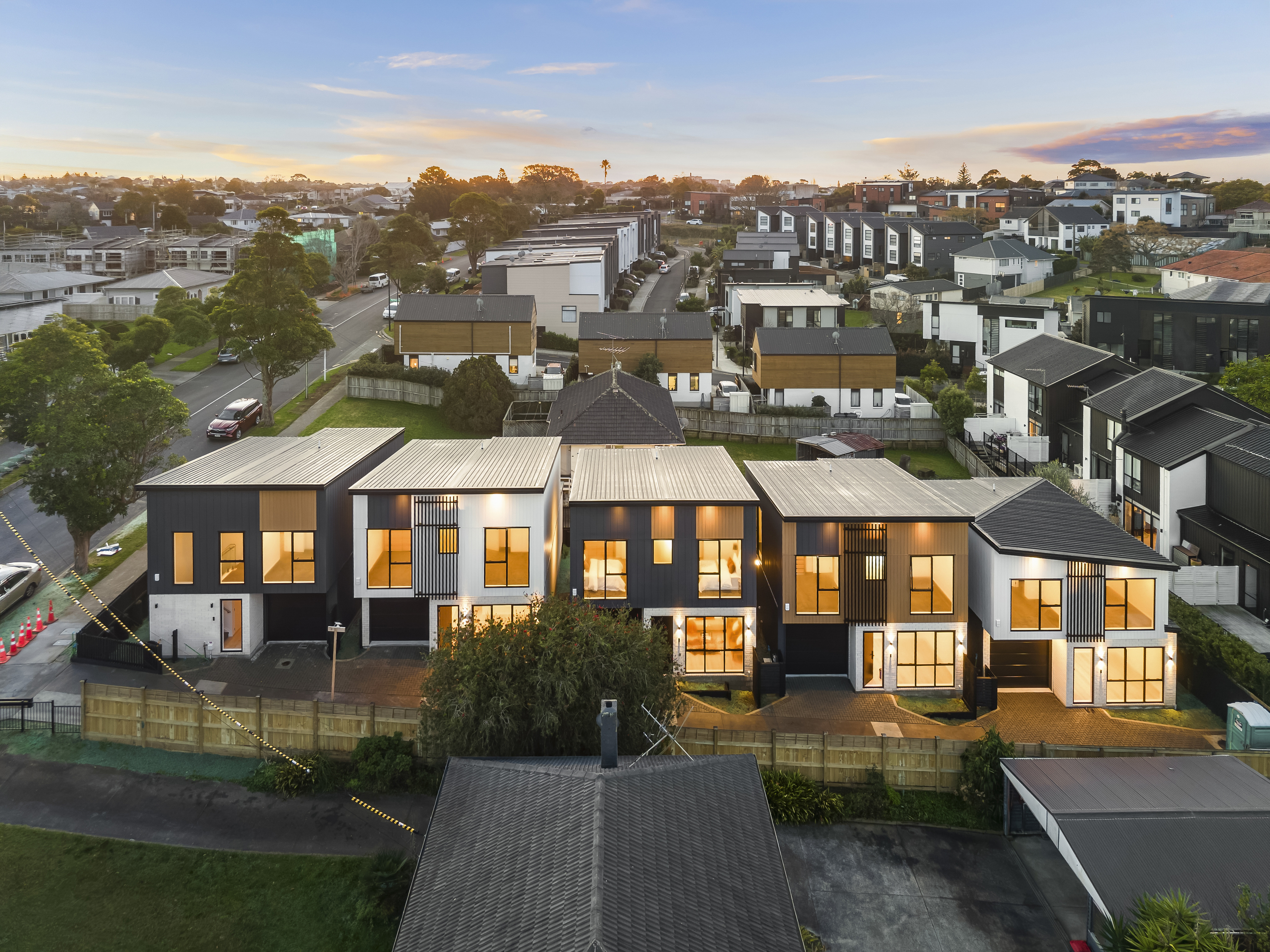Glen Innes 4部屋 Contemporary Living Without Compromise